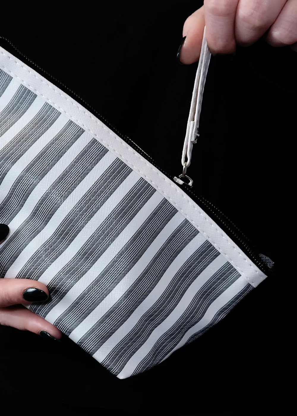 a2o Lab Makeup Pouch - Grey Stripes