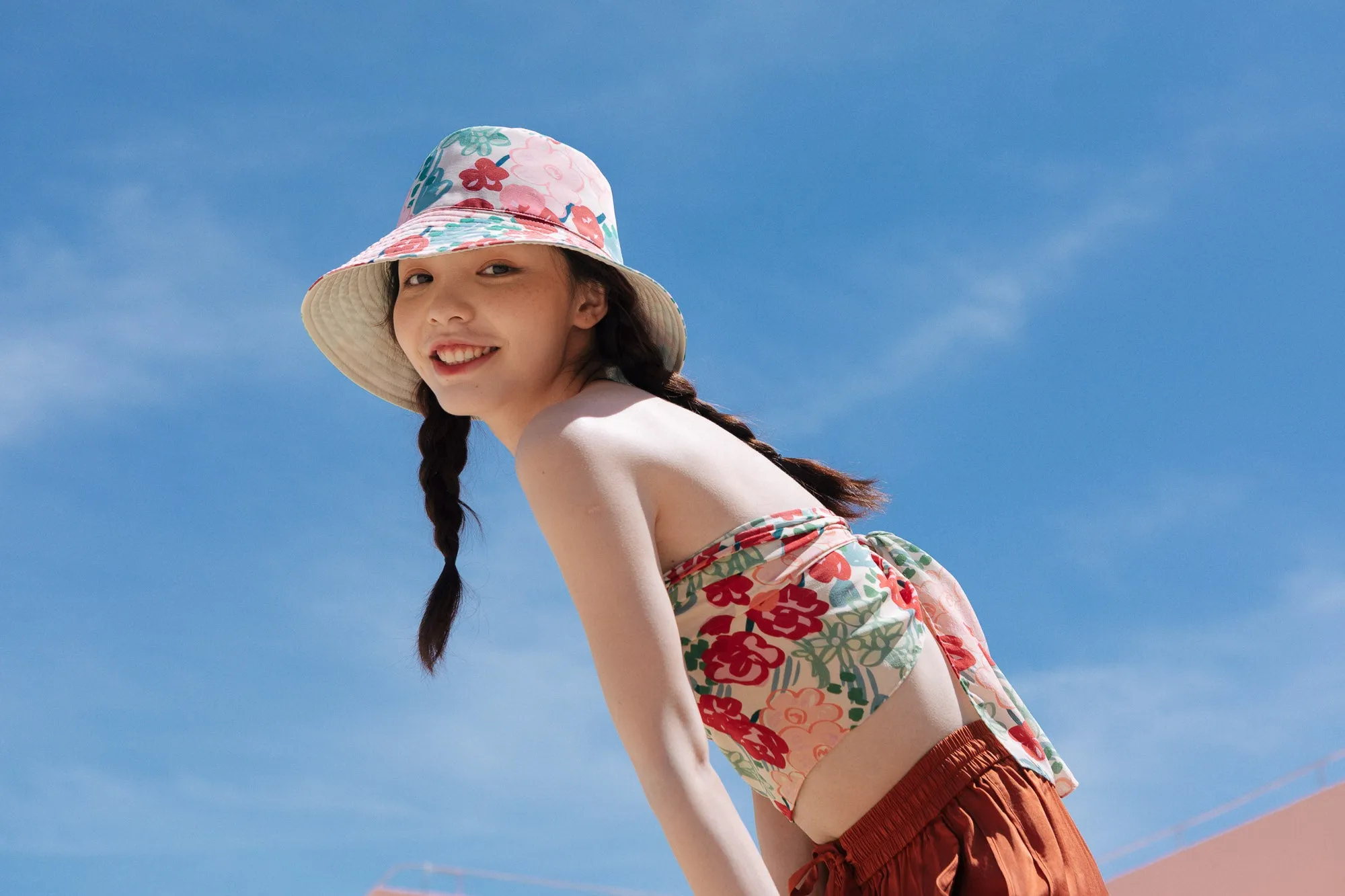 "Garden Chic" Reversible Floral Bucket Hat