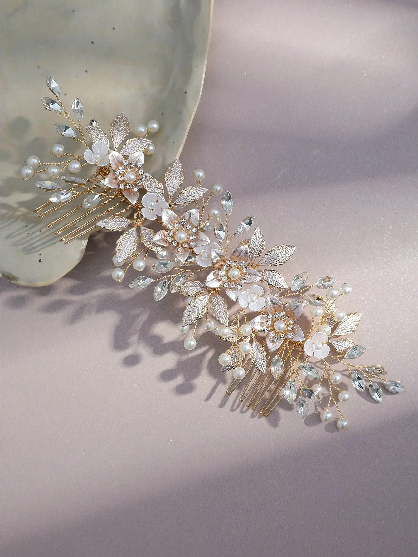 Rhinestone & Flower Decor Elegant Bridal Hair Comb For Wedding Tiaras